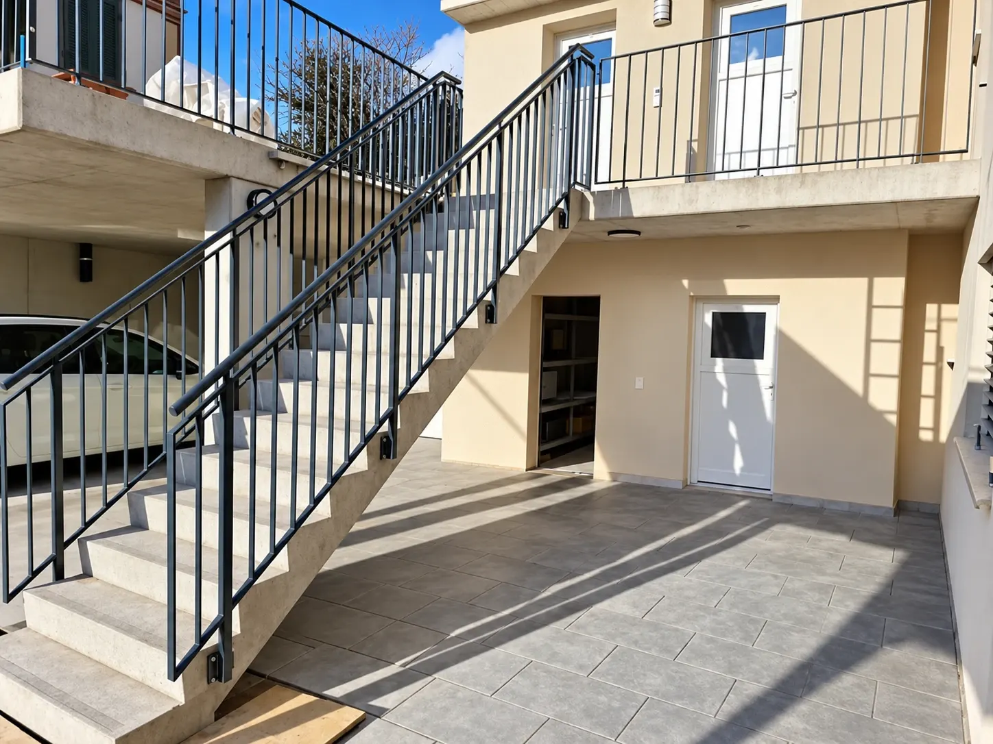 Stahlgeländer für Außentreppe und Balkon von Paiqi Metal